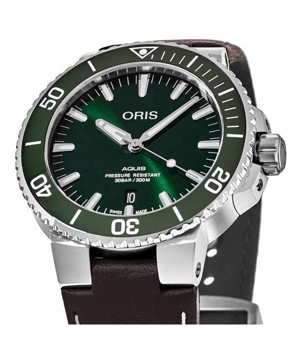 Oris Aquis Date Leather Strap Green Dial Automatic Diver's 01 733 7732 4157-07 5 21 10FC 300M Men's Watch 2 Oris Aquis Date Leather Strap Green Dial Automatic Diver's 01 733 7732 4157-07 5 21 10FC 300M Men's Watch