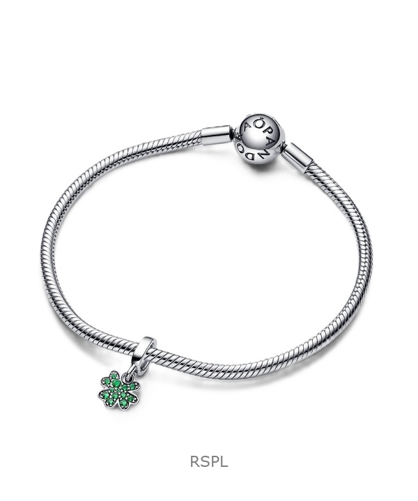 Pandora Moments Four Leaf Clover Dangle Charm With Green Crystals P-792751C01 For Women 2 Pandora Moments Four Leaf Clover Dangle Charm With Green Crystals P-792751C01 For Women